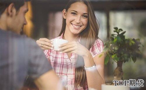 股指期貨如果賣出以后不買入,是交割日以交割價格強行買入平倉嗎? 股指期貨如果賣出以后不買入,是交割日以交割價格強行買入平倉嗎?