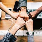 金斯瑞生物科技(01548)向輪值首席執行官柳振宇授出2.26萬股限制性股份-RB螺紋鋼期貨交易網